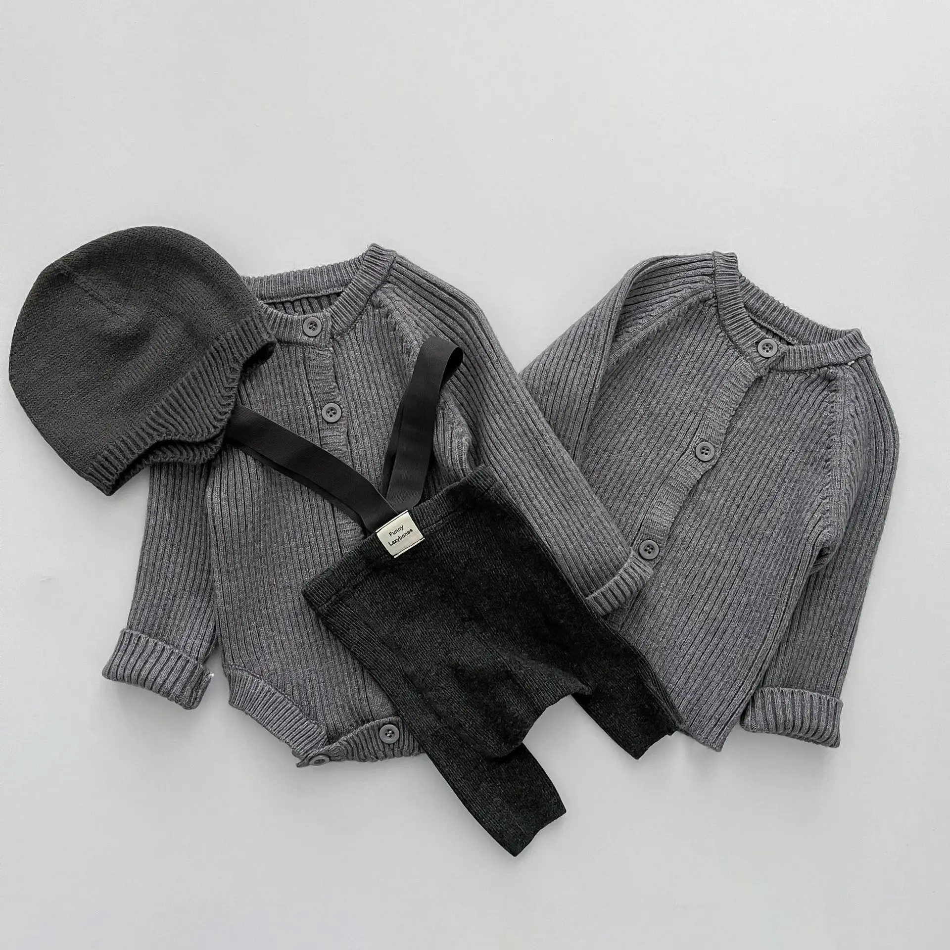 

UNITIM Kids Baby Girls Rompers Solid Color Infant Baby Boys Jumpsuits 2026 Spring Newborn Boys Bdosyuits Infant Overalls