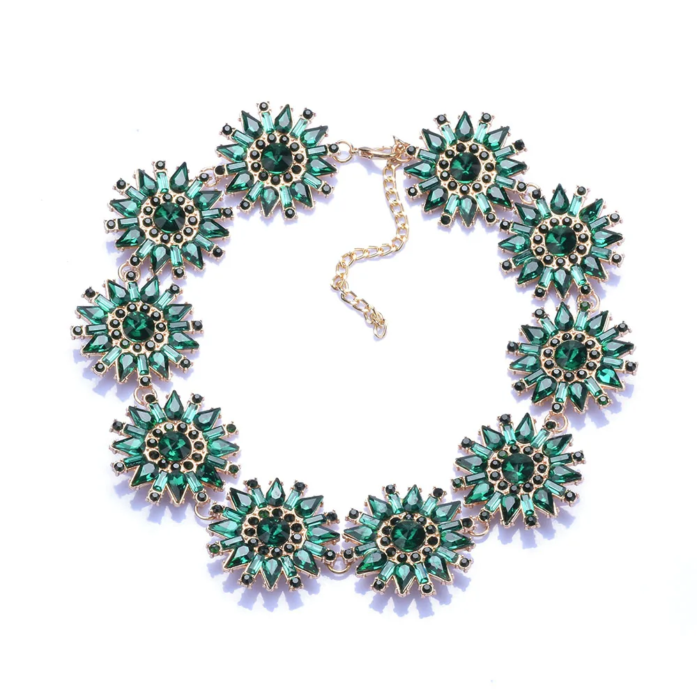 2024 New Red Blue Green Crystal Rhinestone Large Collar Statement Choker Necklace Women Indian Big Bib Starburst Necklace