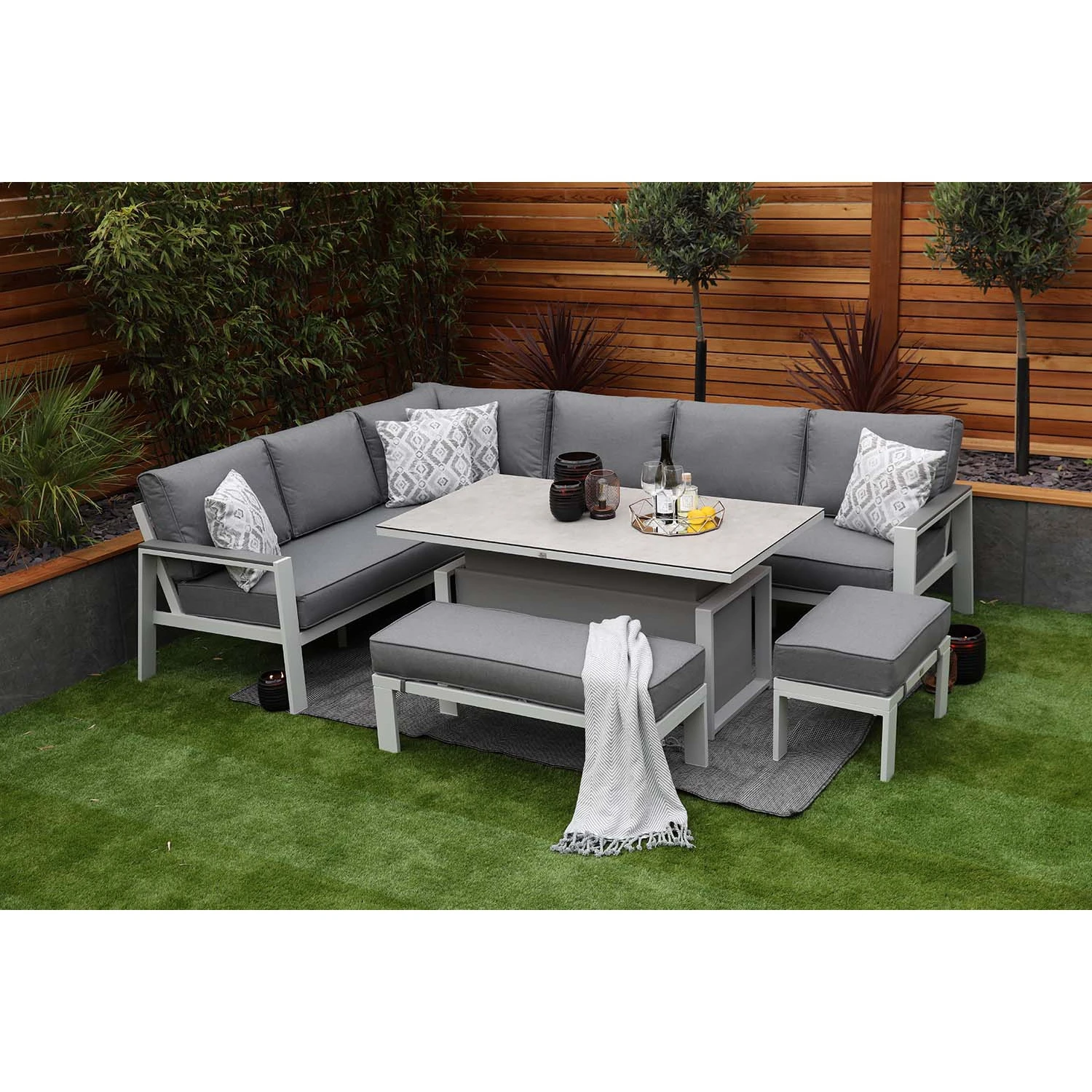 

Luxury White Aluminum Garden Set L Shape Aluminum Garden Sofa