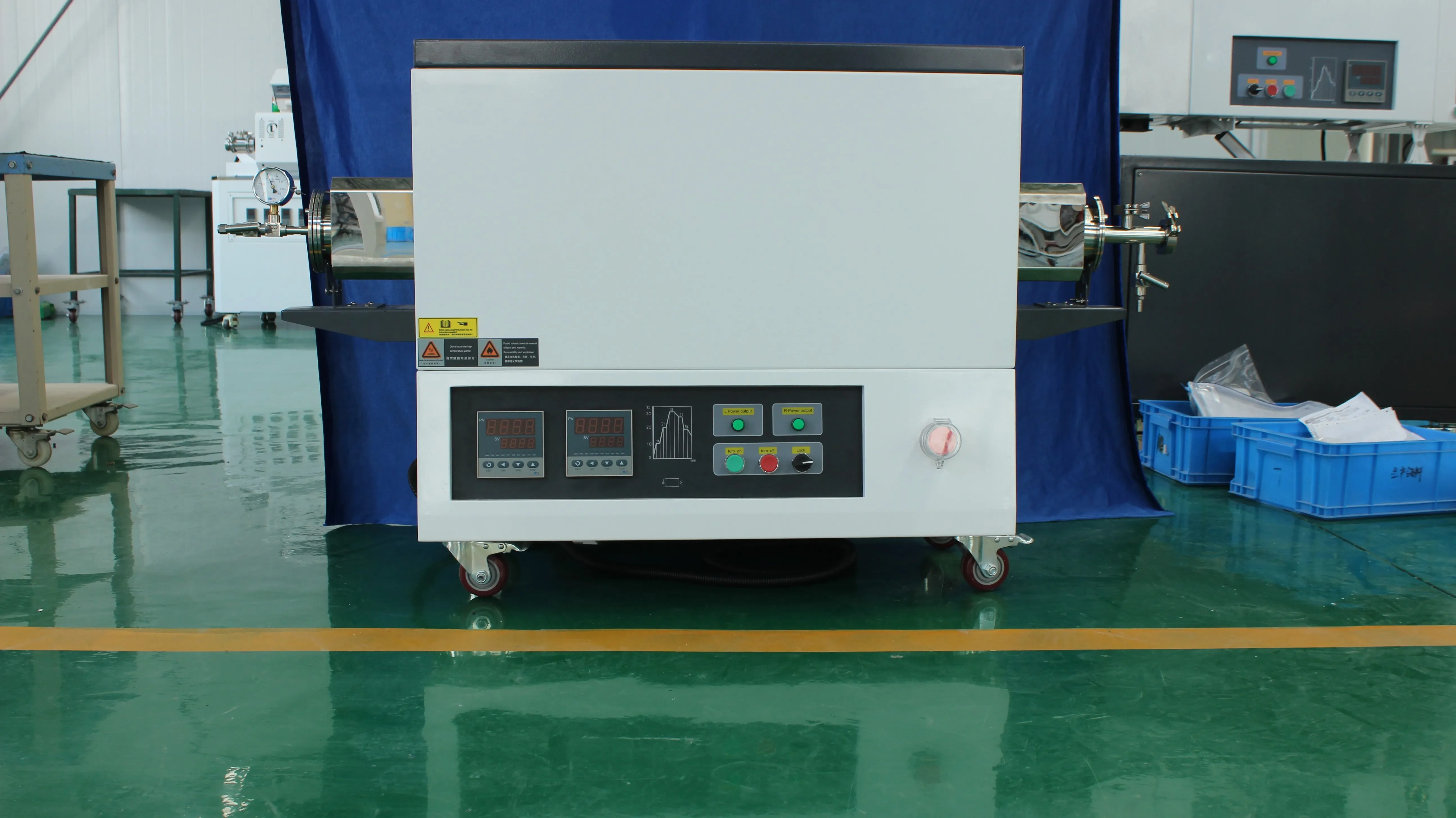 Vertical Tube Furnace 1400c Lab Multi Zones Vacuum Tube Furnace for Deposition of Carbon and Metal Oxidize Thermal Gradient