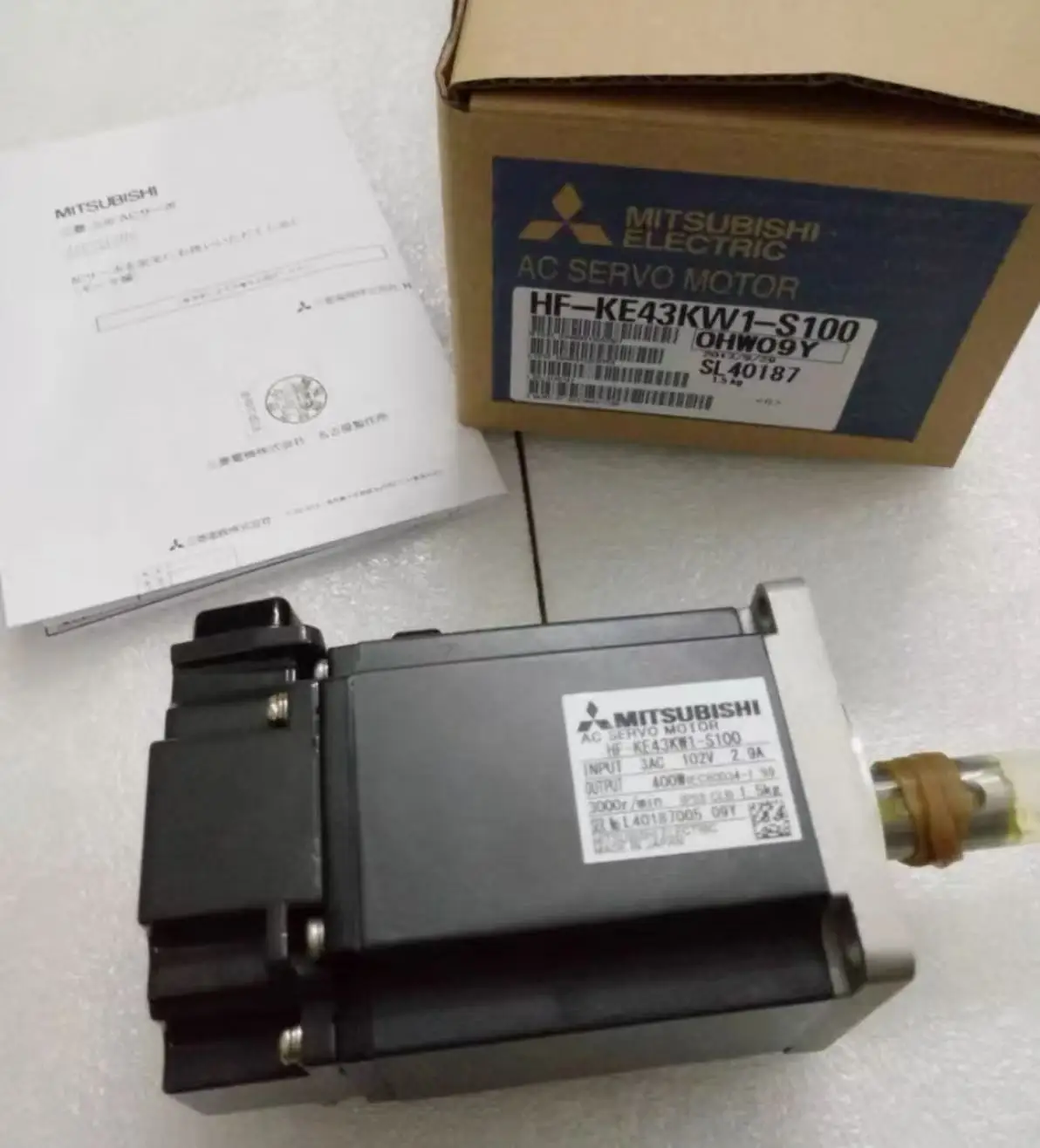 Teste servo motor usado HF-KE43KW1-S100 passou no envio rápido