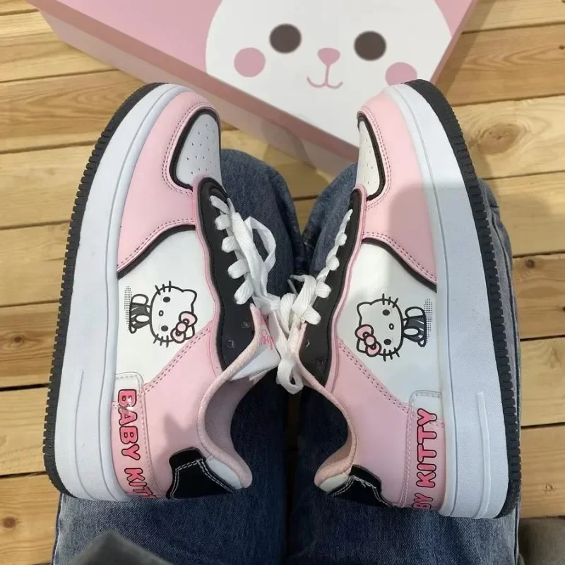 2024 wiosna/jesień dziewczyny Hello Kitty śliczne różowe trampki damskie Harajuku miękka dziewczyna buty na deskorolkę Casual buty wulkanizowane damskie