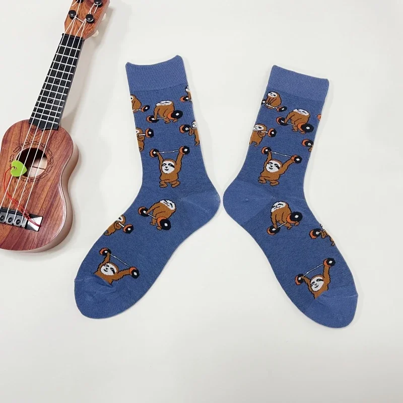 Cartoon Cute Sloth Bodybuilding Weightlifting Fashionable Comfortable Men Mid-Calf Socks For All Seasons Wearing Unisex
