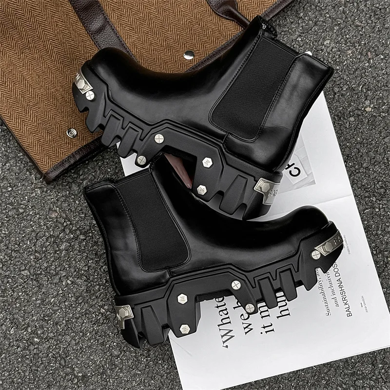 2025 European and American Catwalk Bulldozer Thick-soled Heightening Fashion Short Metal Rivet Couple Locomotive Boots