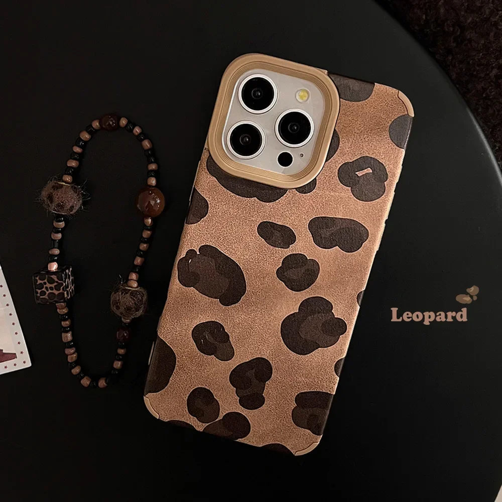 Autumn Winter Leopard print Suede leather Phone Case For iPhone 16 15 14 13 12 11 Pro Max 16 Plus Case Cute Luxury Cartoon Cover