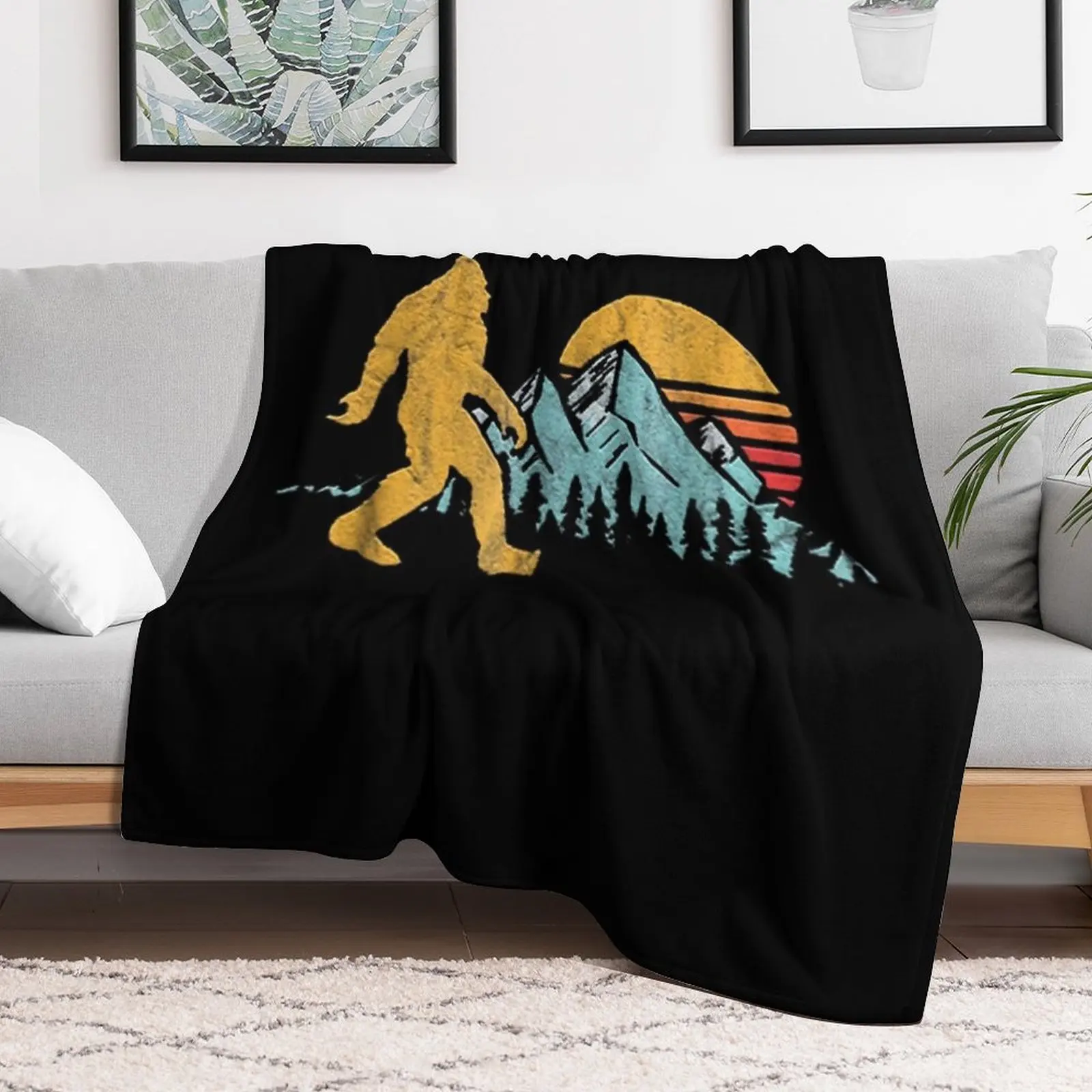 Vintage Retro Bigfoot Believe Silhouette Mountain Sun Throw Blanket Decorative Throw Plaid Blankets