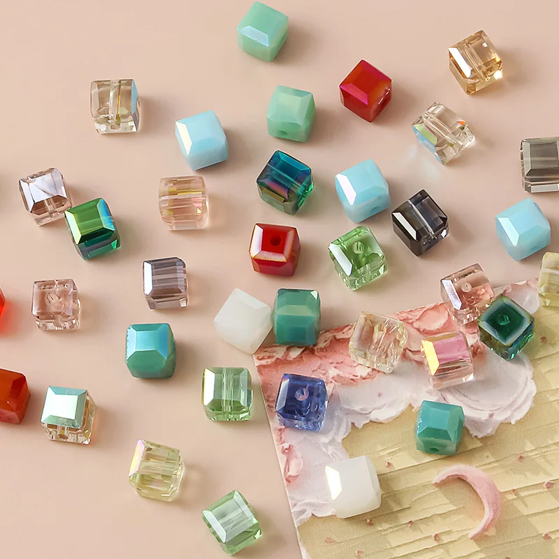 20pcs/lot 8mm Cube Square Shaped Glass Crystal Beads Loose Spacer Beads Jewelry Making DIY Charm Bracelet Necklace Accessories