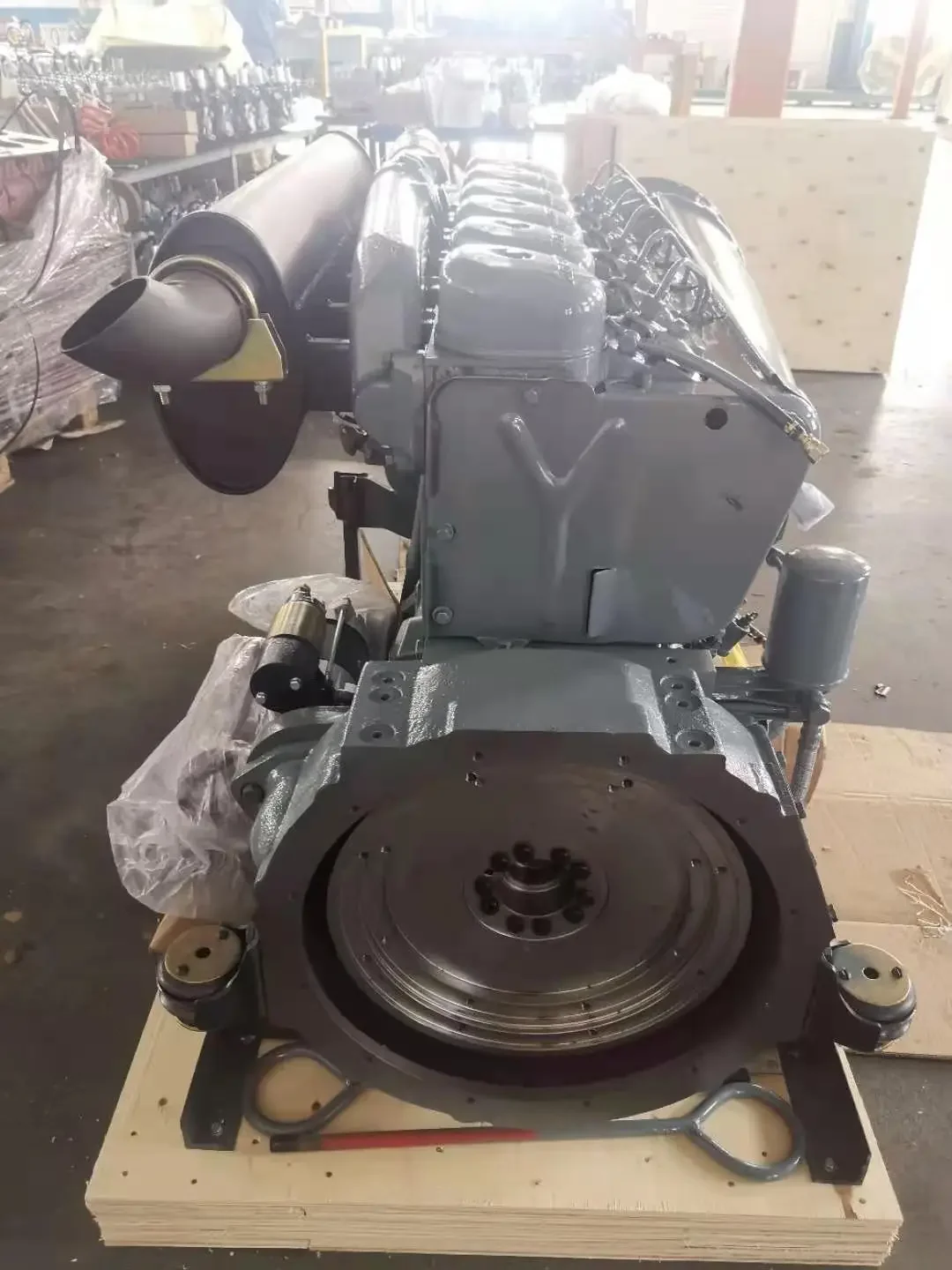 مجموعة مضخة مياه تبريد الهواء 6 أسطوانات 60 كيلو وات 82 حصان محرك ديزل F6L913 مع لوحة تحكم ذكية بمقبض