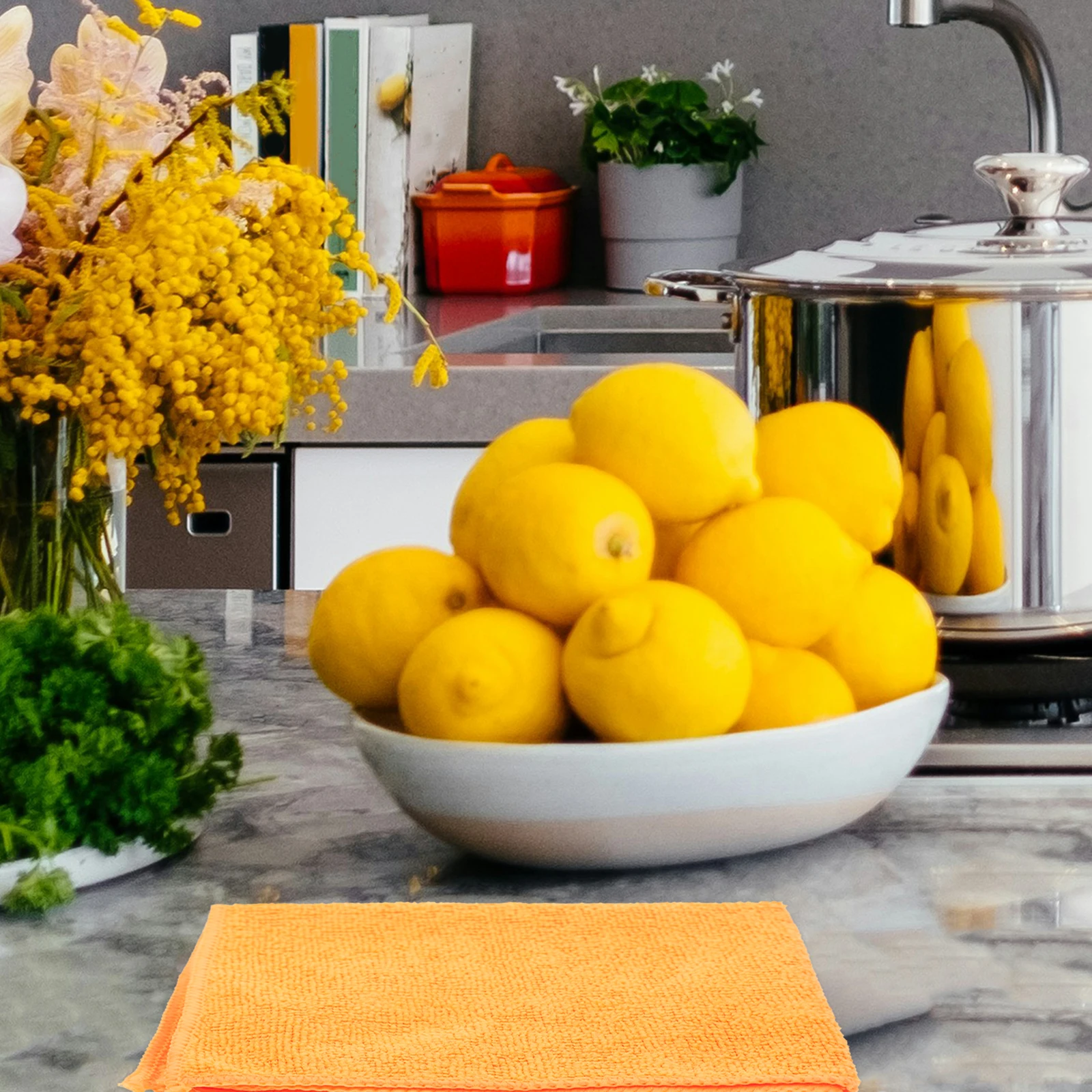 

Microfiber Cleaning Cloth Absorbent Small Towel Red Kitchen Car Wash Wiping Towels Multi Functional Table Furniture Cloth Non