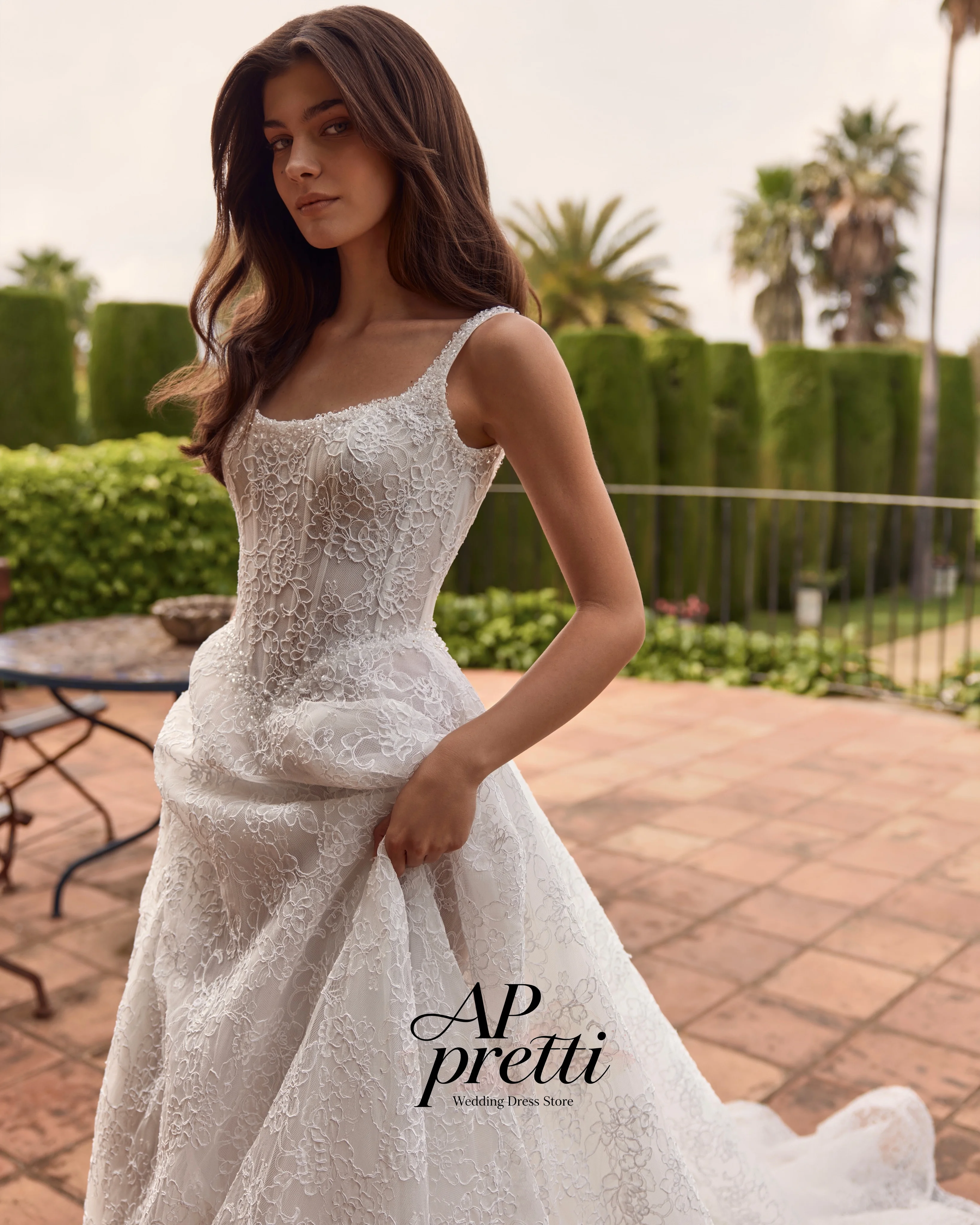 AP pretti Luxury Lace Wedding Dresses Square Neck Customized Sleeveless Sweep Train A-line Bridal Gown Vestidos Novias Boda