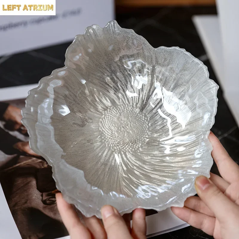 Flower-shaped Household Fruit Plate Nordic Modern Crystal Glass Snack Plate Good-looking Pearlescent Simple Plate