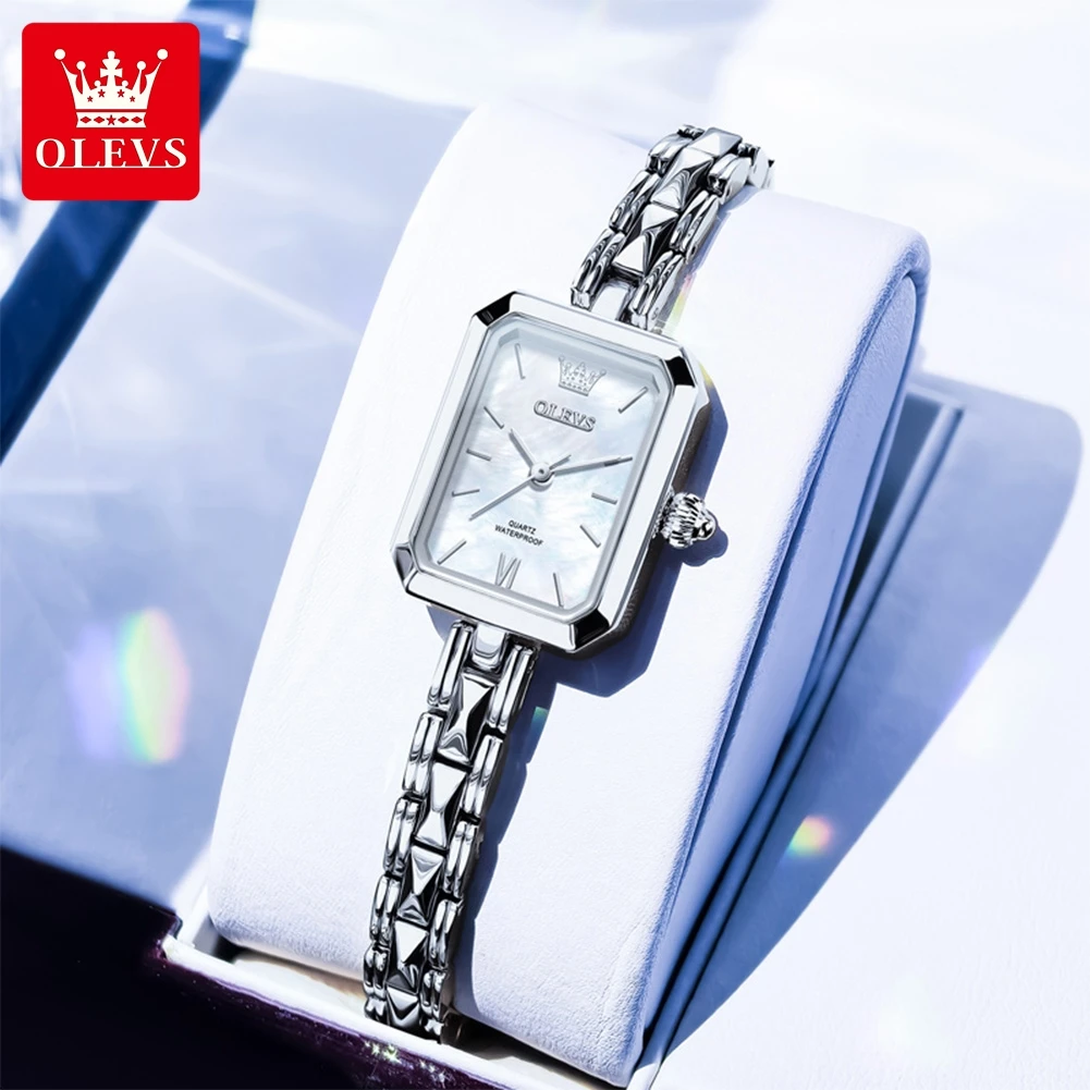 silver white