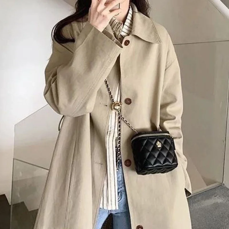 

Новая мини-сумка на плечо Camellia, коробка на цепочке для нижнего белья, маленькая сумка для женщин, сумка через плечо, два размера