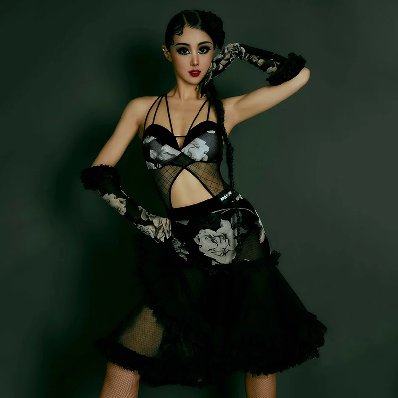 2024 Latin Dance Kostüm Frauen Leistung Kleidung Rose Spitze Tops Rock Rumba Tanz Kleidung Latin Wettbewerb Kleid DNV 20804