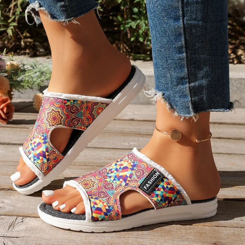 Women Bohemian Ethnic Floral Print Slide Sandals Fringe Trim Open Toe Platform Flat Slip on Beach Walking Slippers