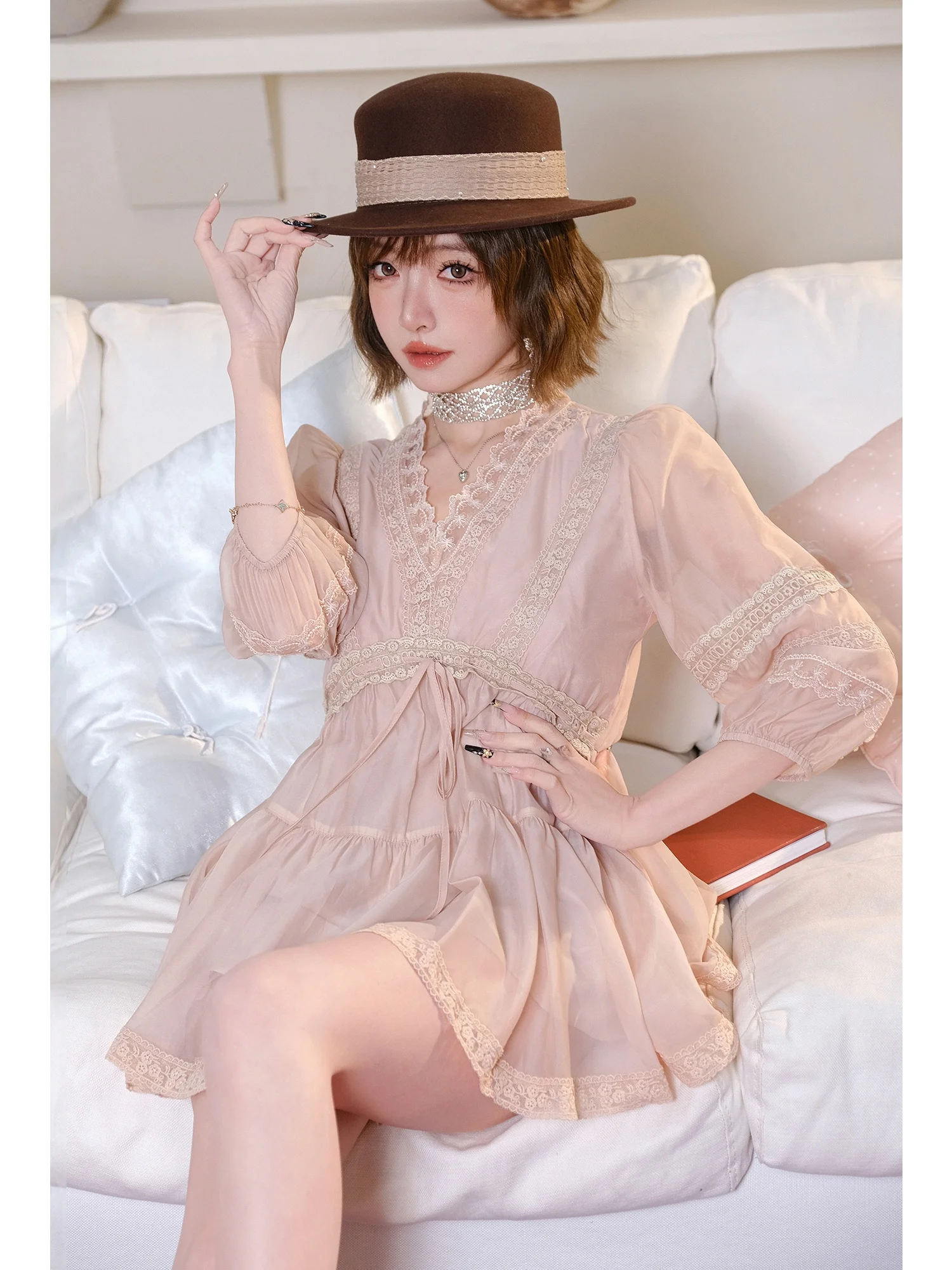 

MIUCO Gentle Wind Set Fairy V-ne Belted Waist Doll irt Loose orts Small Size Two-piece Set Women's Faion Spring Summe...