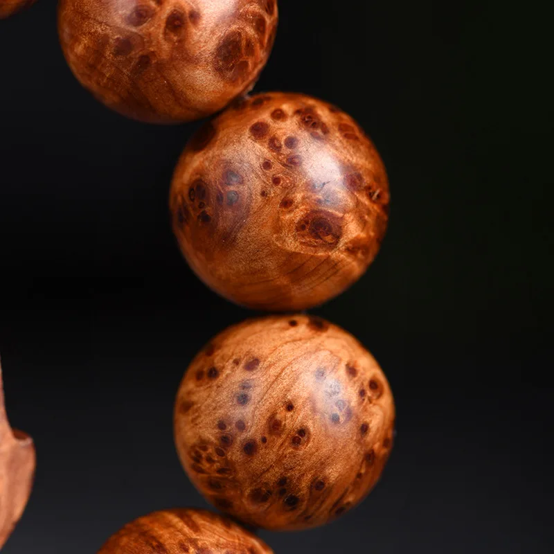 High Oil Content Sichuan Liangshan Thuja Scented Bracelet with Full Burl Patterns and Peacock Eye Patterns Gifts