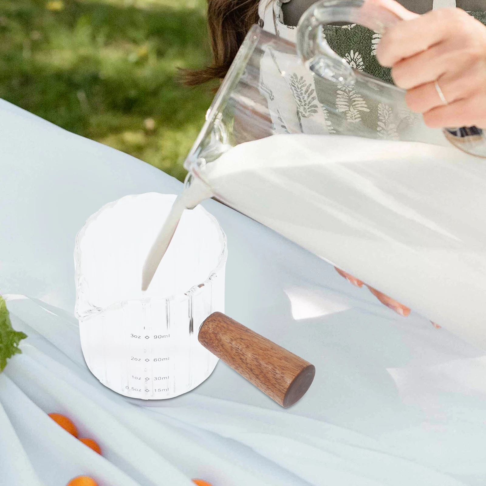 

Mini Milk Tank 90ml Transparent Single Spout Espresso Measuring Cup Wooden Handle Coffee Glass Pitcher Anti Scalding Kitchen