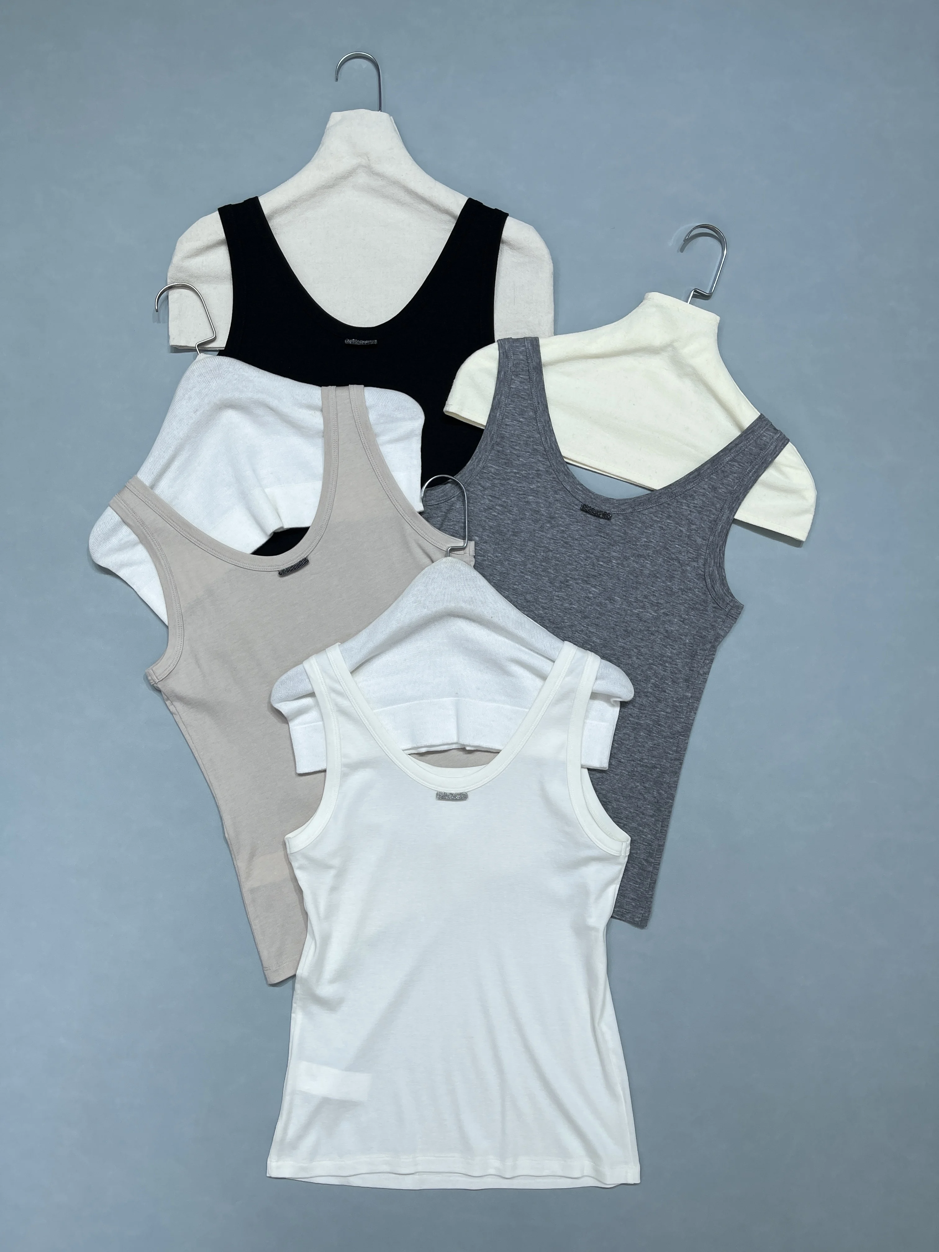 

Новый женский жилет без рукавов из шелковой шерсти, модный и универсальный, повседневный, простой и удобный