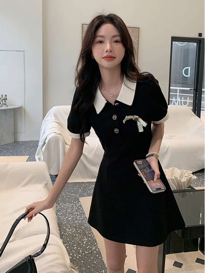 

French Academy Style Fresh and Fashionable Waist Tight Black A-line Dress Children's 2024 Summer New Polo Neck Short Skirt YYMO