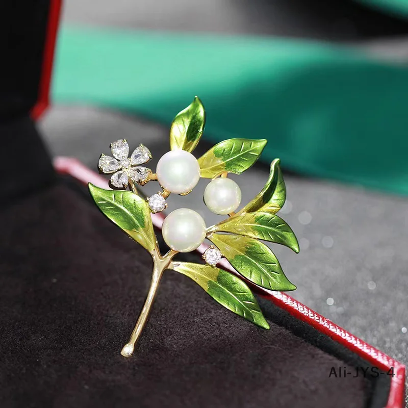 

Fashion Pearl Green Leaf Gardenia Flower Brooches For Women Clothing Coat Jewelry Accessories Gifts