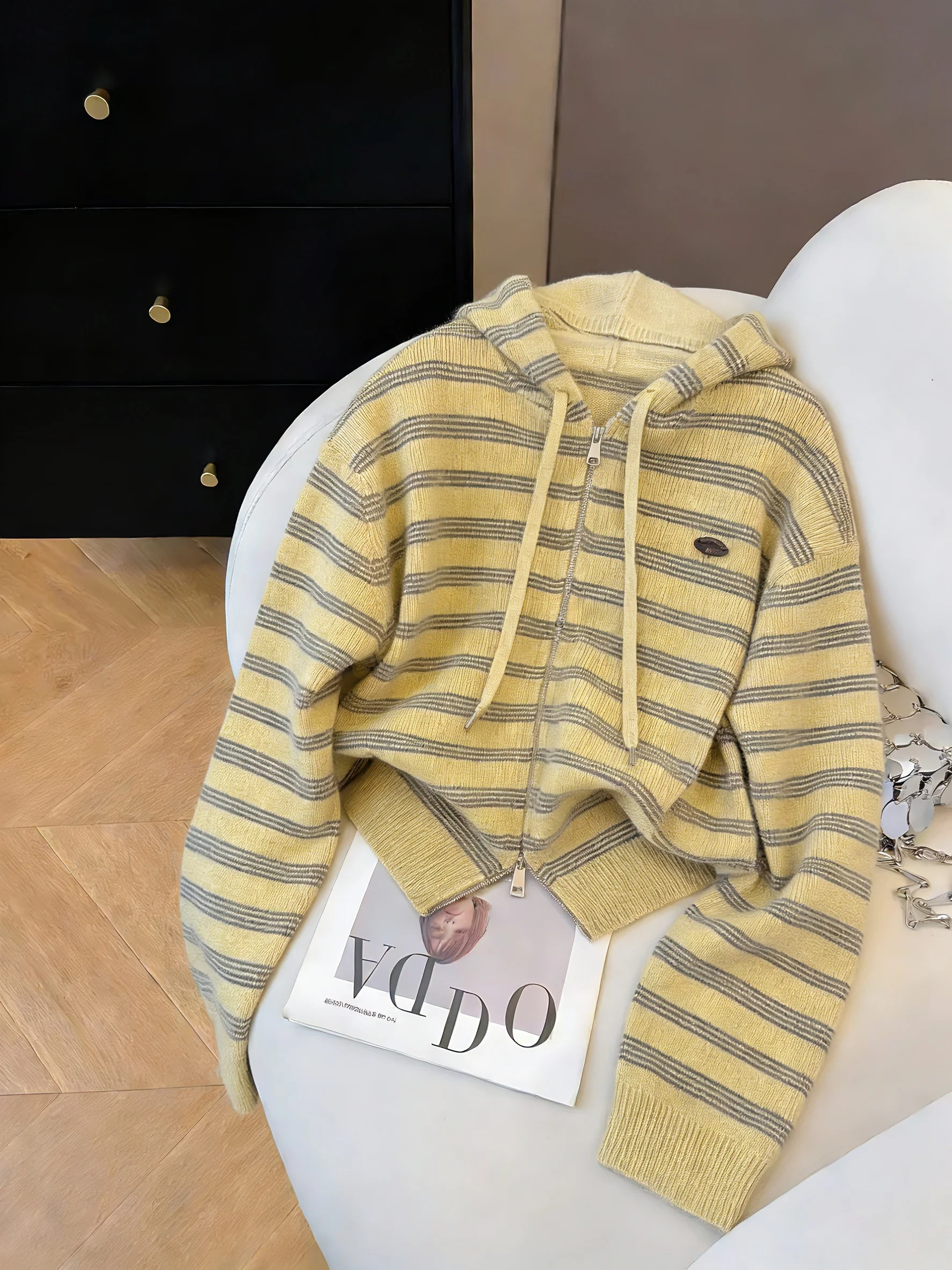 

Американский ретро-кардиган на молнии с капюшоном, свободный крой, вязаный, женский, весна-осень, в полоску, с длинными рукавами, повседневный стиль