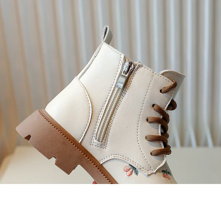 Weichsohlen-Stiefel aus besticktem PU-Leder für Mädchen, Frühling/Herbst, rutschfeste kurze Stiefel, leichte, bequeme Freizeitschuhe für Kinder. – Detail 17