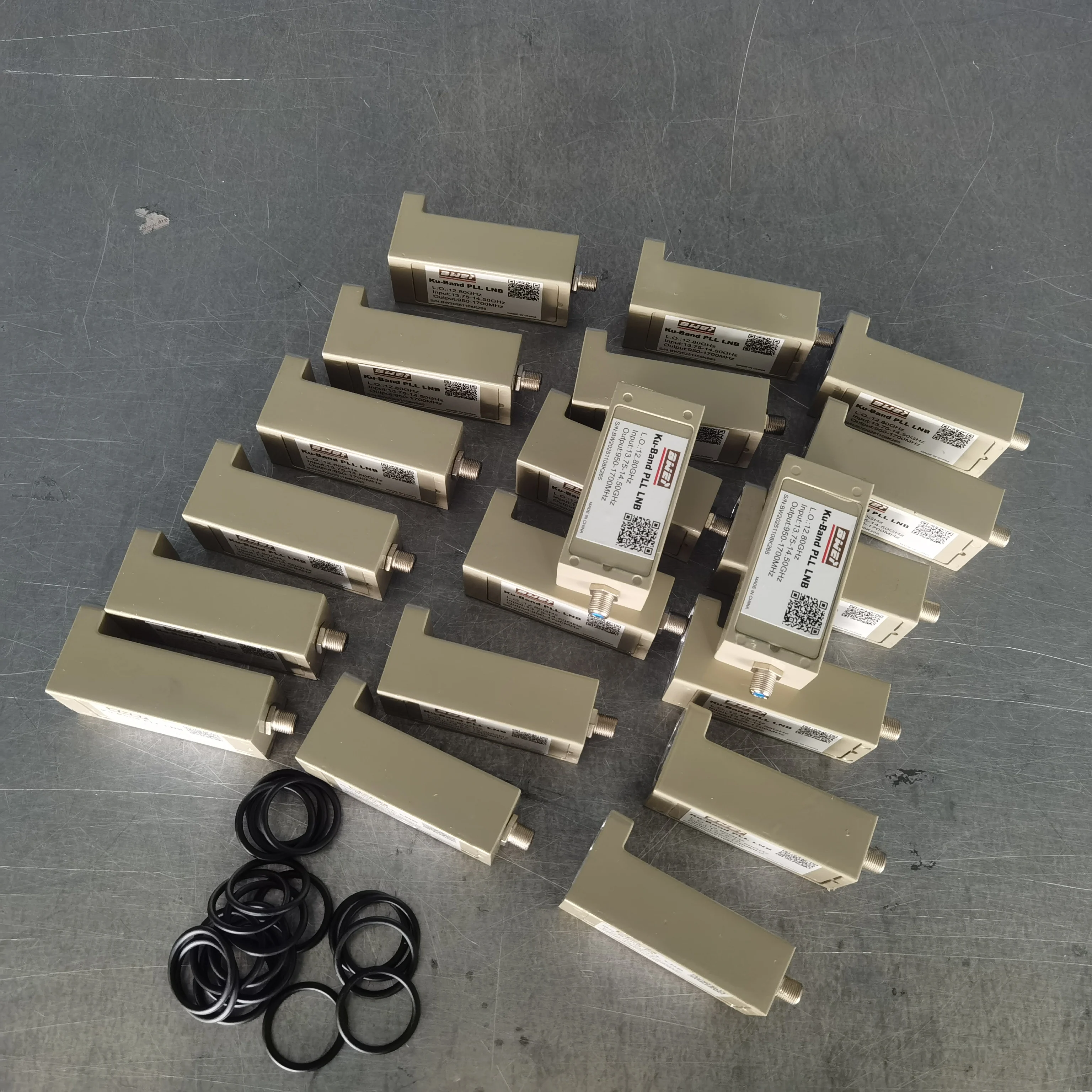 12.8GHz Ku Band LNB High Stability Low Noise Block Converter