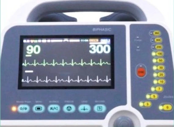 EUR PET سعر جيد جهاز مراقبة مزيل الرجفان الأوتوماتيكي المحمول الطبي للإسعافات الأولية الخارجية معدات بيطرية لـ Icu