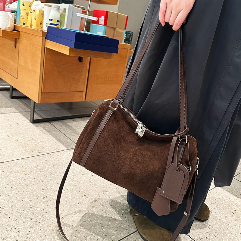 

Women's Suede Cow Leather Shoulder Bag Female Casual Frosted Cowhide Durable Handbags Ladies Fashion Designer Luxury Bags Girls