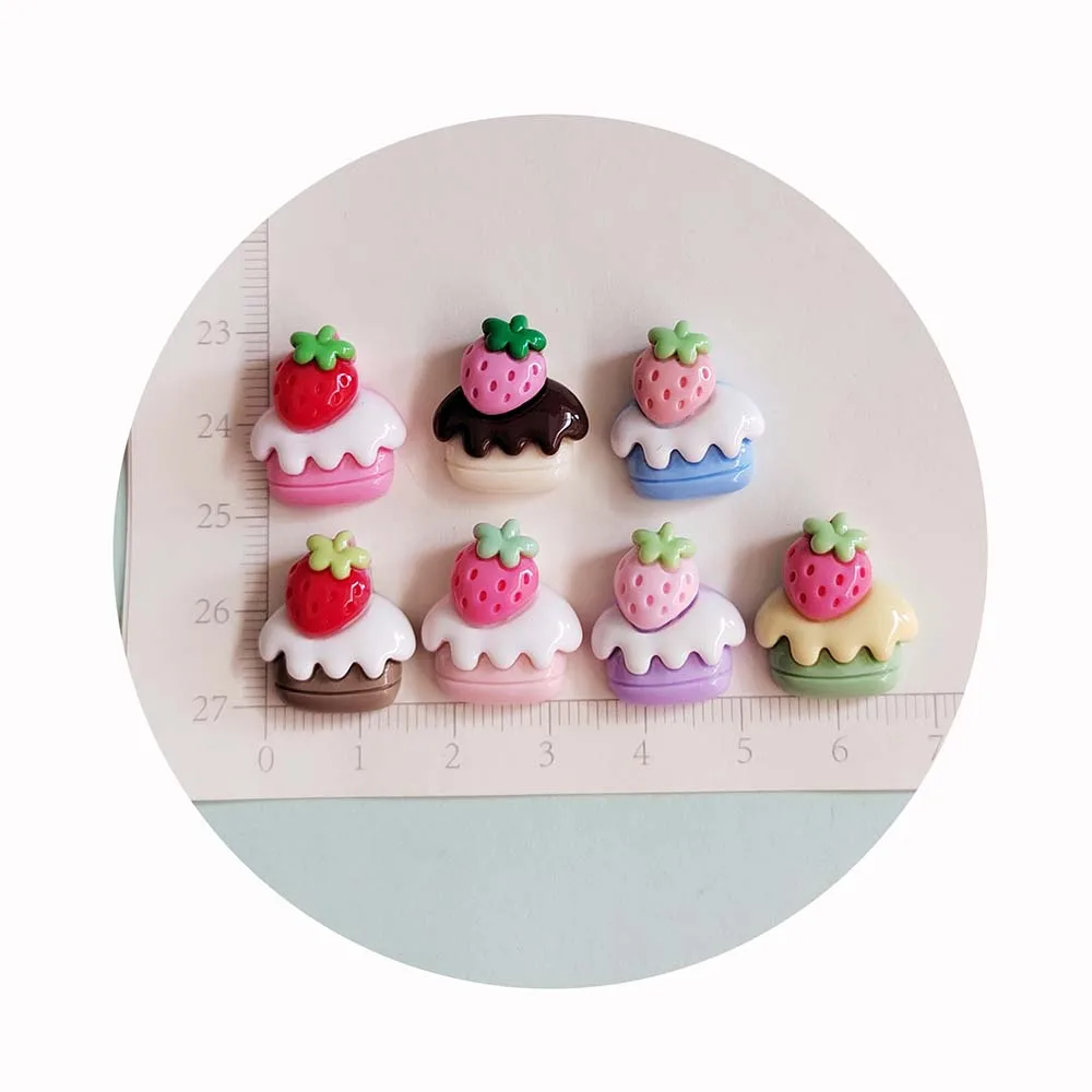 Kawaii Strawberry Ice Cream kue Flatback Resin Cabochon Scrapbook hiasan DIY Hairpin perhiasan kerajinan aksesoris