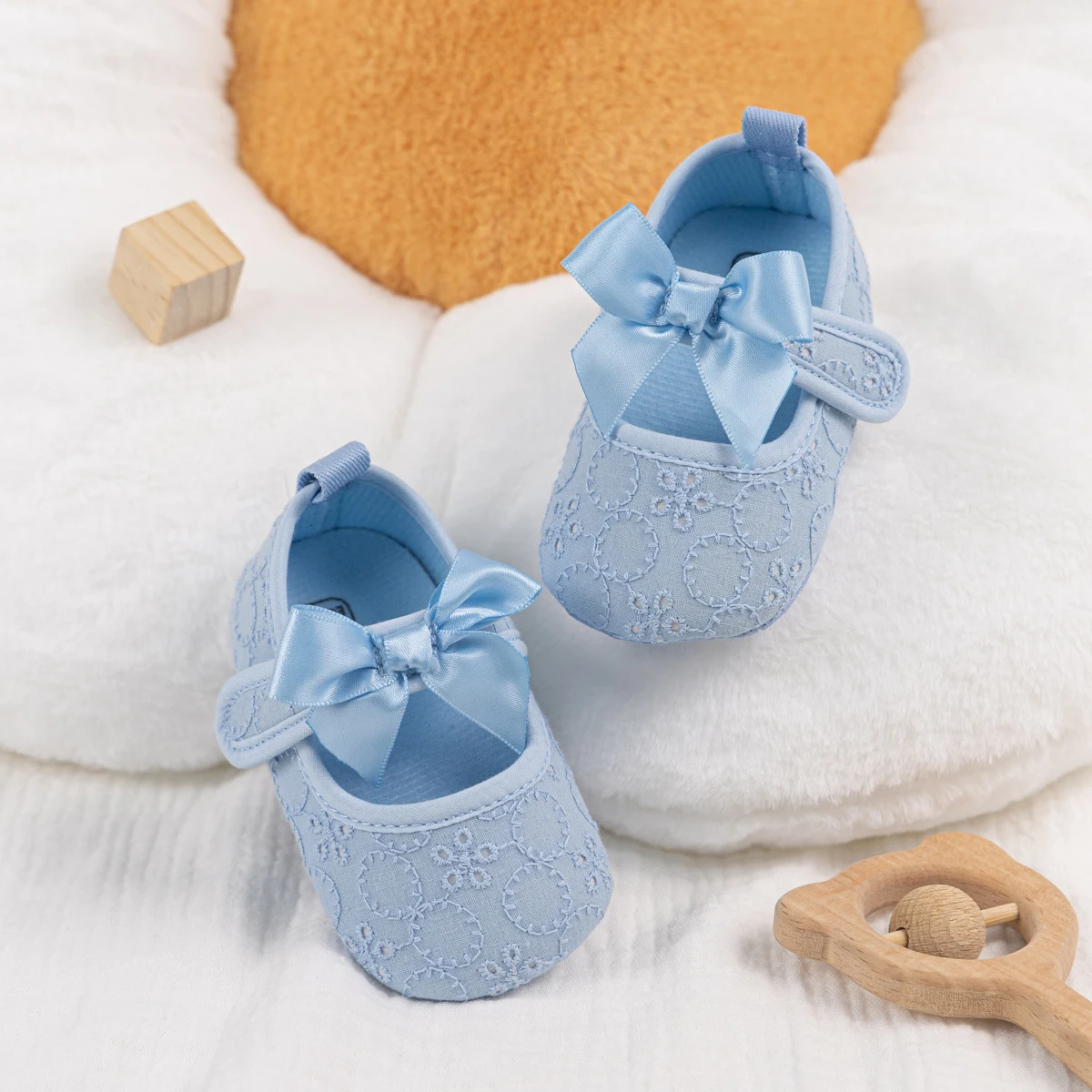 Four Seasons Newborn Baby Walking Shoes Classic Color Matching Bow Princess Shoes Baby Girl Anti-slip Soft Bottom Solid Color