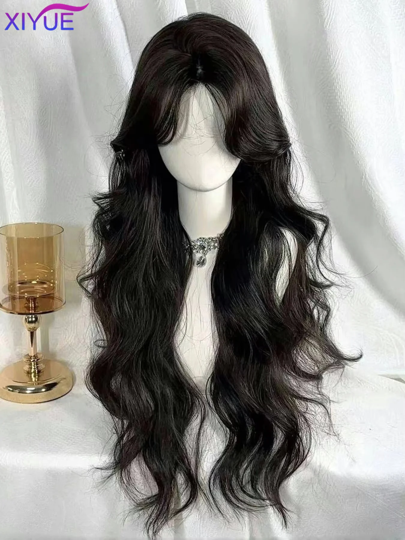 XIYUE 75 cm superlange schwarze gewellte synthetische Perücken mit Pony für Frauen, Afro Dark Water Wave, Cosplay, Naturhaar-Perücke, hitzebeständig