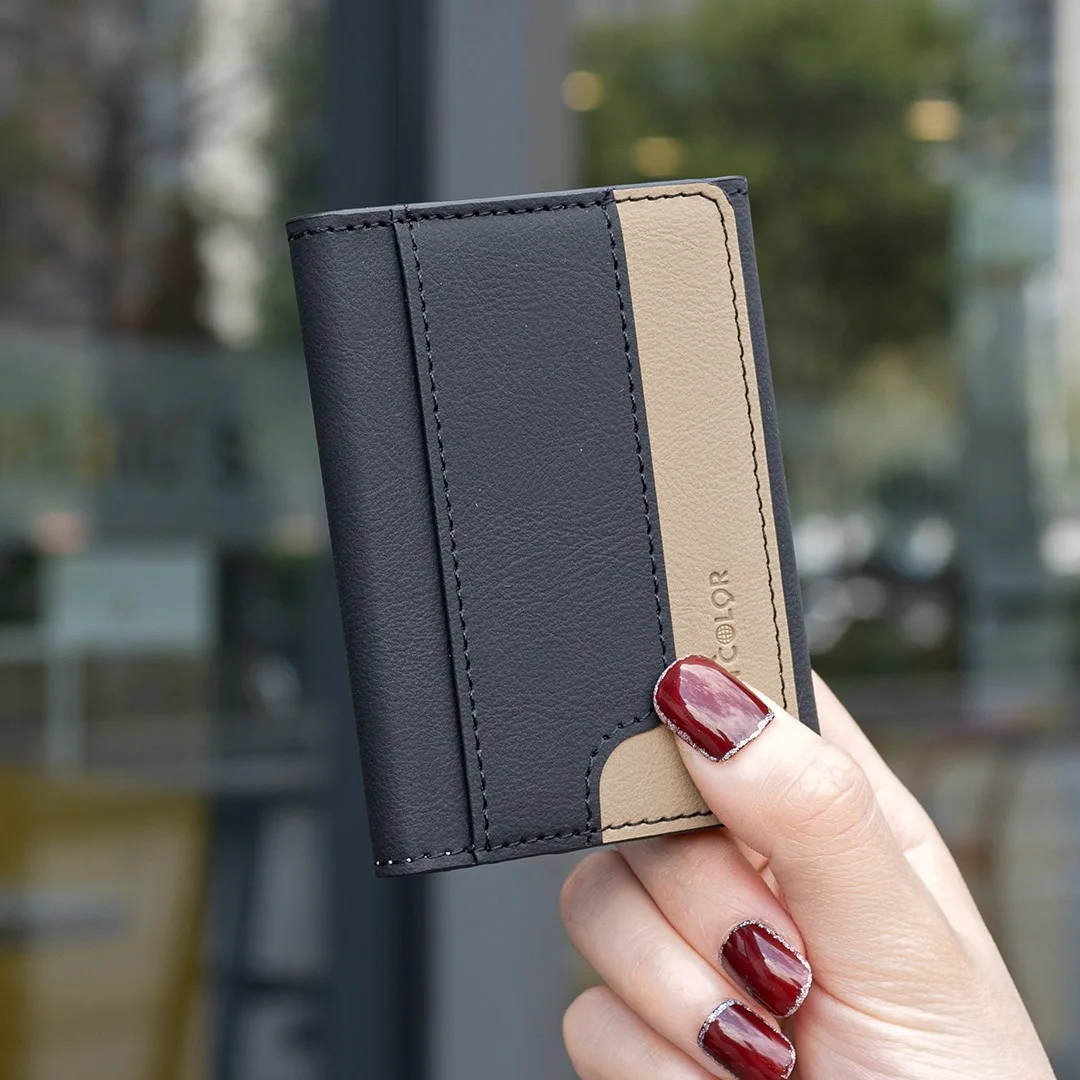 

Self-aligning magnetic wallet with 6 card slots, stand, and high-strength magnetic clasp.Business-style high-end textured wallet