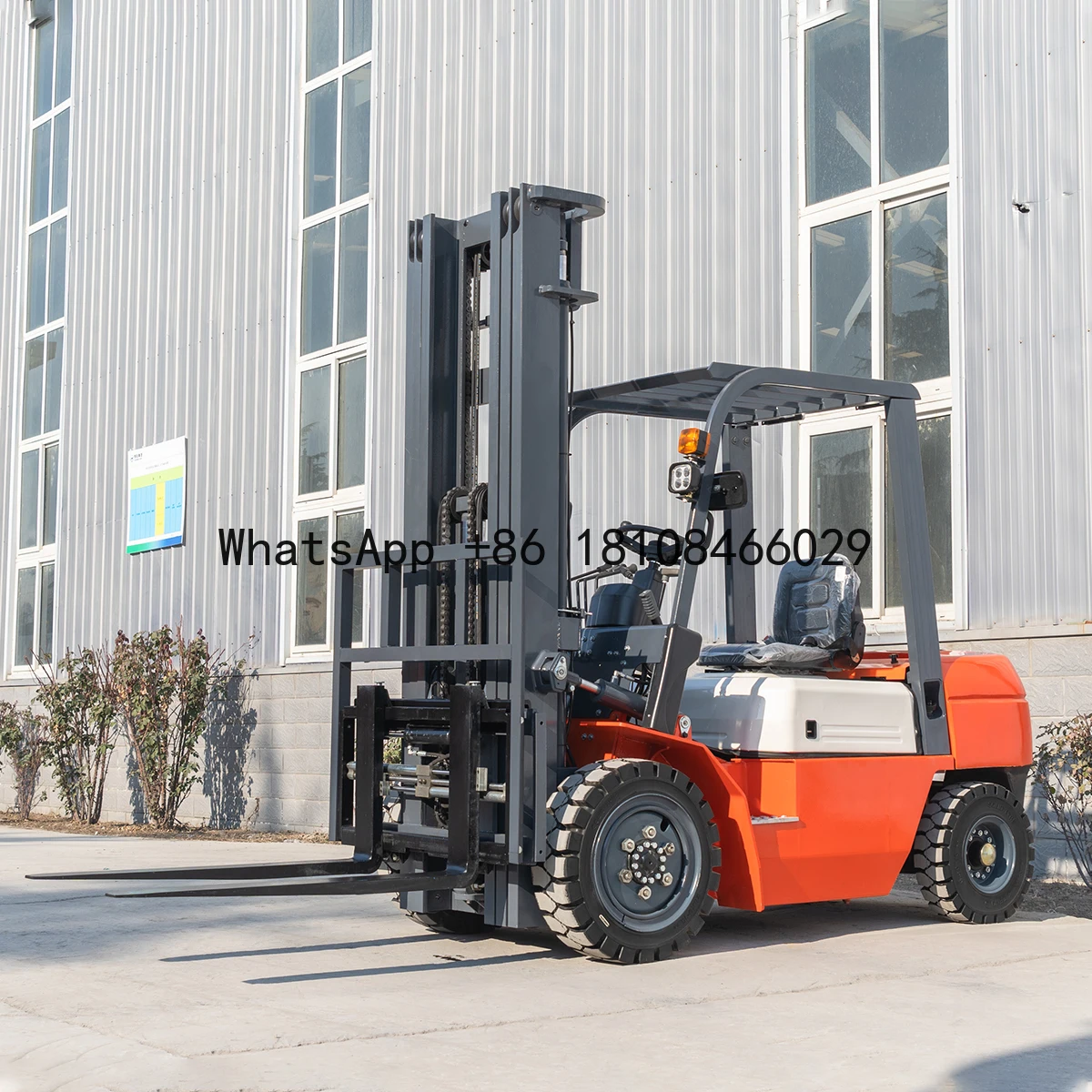 

Free Shipping 2024 Affordable 1.5 to 6 Ton CE Customizable Lifting Height Efficient Material Handling Diesel Forklift Truck