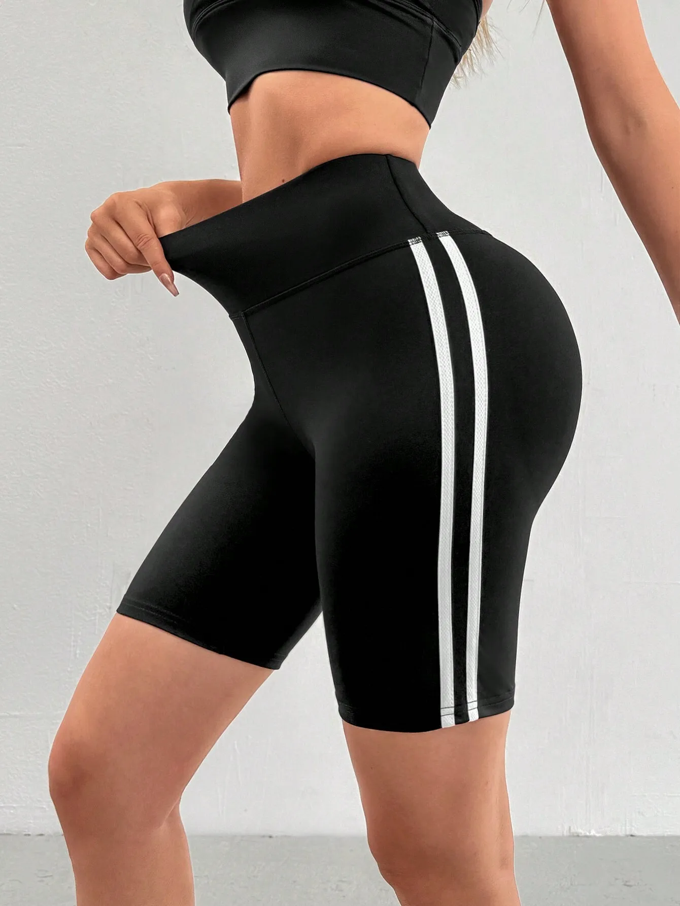 Elastic Striped Patchwork Outdoor Yoga Cycling Shorts