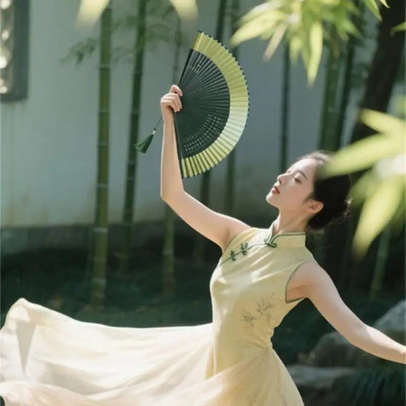 Picture 5: Handheld Fan Dance Fan For Women With Artistic Gradient Pattern For Dance Photography And Gift D2RD
