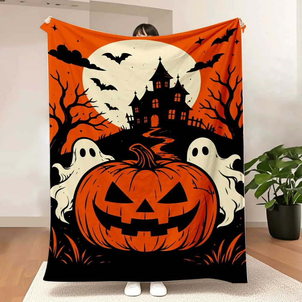 1PC Halloween Pumpkin and Haunted House Print Blanket-made of soft plush flannel, perfect for sofas, beds or loungers. It is ide