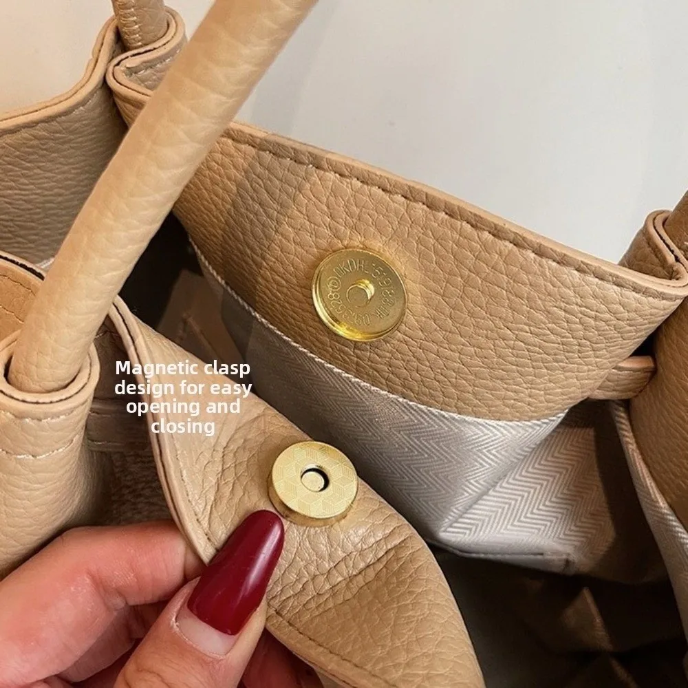 Borsa a tracolla francese di lusso in PU Borsa tote da donna in tinta unita di grande capacità Borsa sotto le ascelle in pelle PU per uso quotidiano