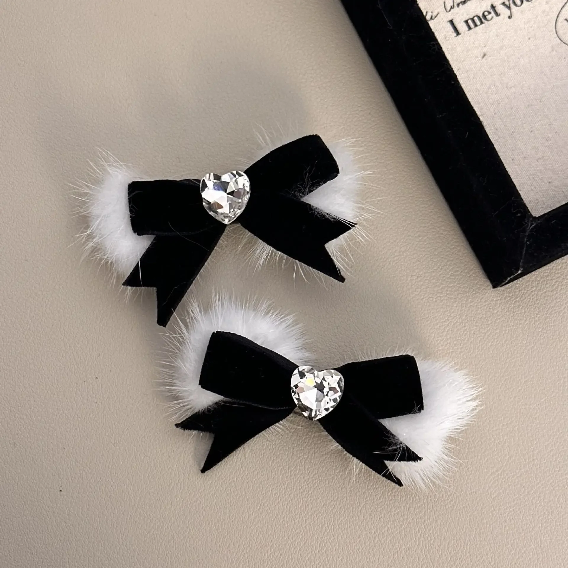 Hair pins and clip for women girl accessories bow korean winter rhinestone school furry Ribbon popular new in kpop sweets trendy