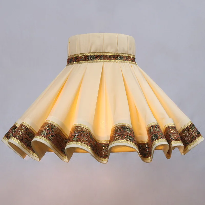 

Modern Chinese special-shaped princess skirt floor lamp table lamp cover French fabric hotel clubhouse lamp cover E27 screw