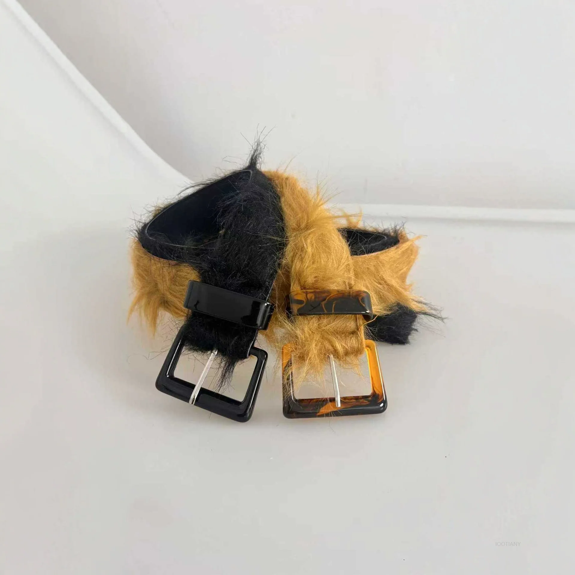 Viking Retro Plush Fur Belt Fur Gradient Color Belt Waist Seal Men And Women Cosplay Street Trend Cool Furry Belt Accessories