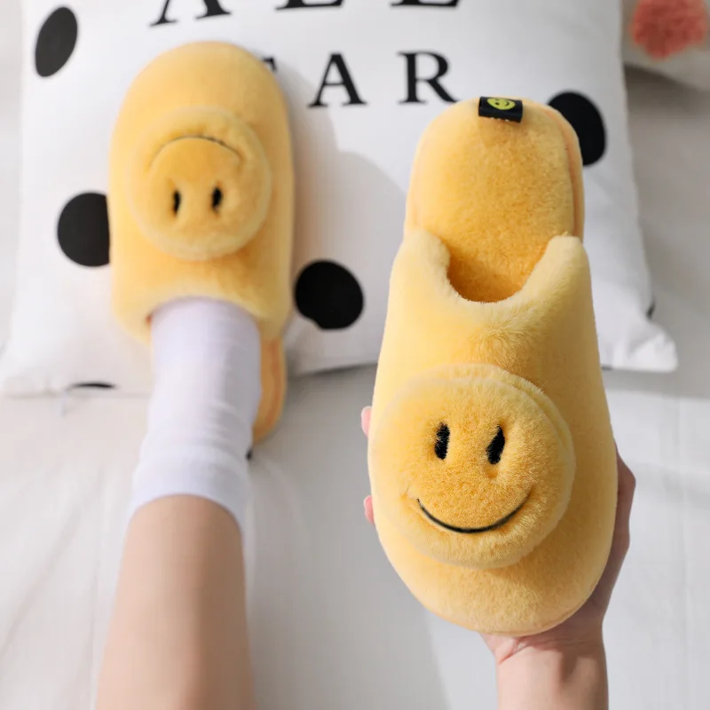 Smiley face cotton slippers New style indoor soft soled household plush warm floor slippers in autumn and winter of 2022 Women