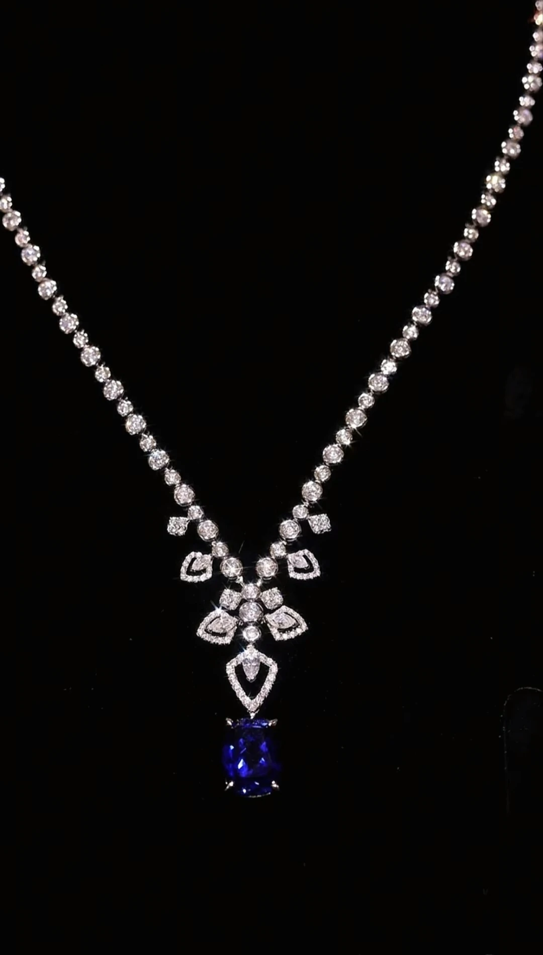 BELLUX Pendant Chain 925 Silver Synthetic Zircon Sapphire Square Small Round White Diamond Light Luxury Fine Necklace