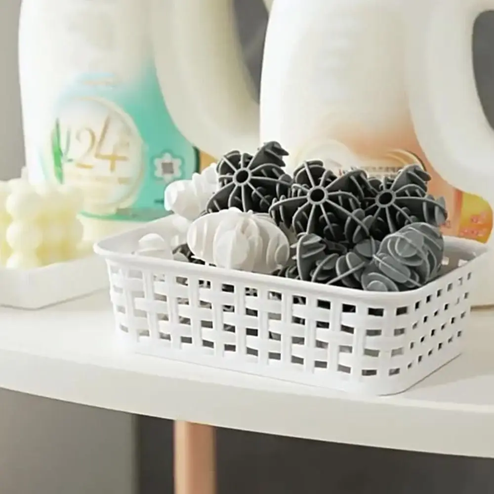 

1PC Clothes Stain Removal Laundry Balls Decontamination Prevent Winding Laundry Products Reusable Silicone Wash Ball