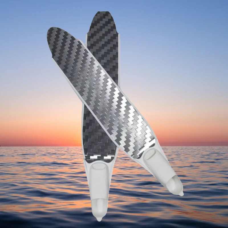 2026 Professional Adult Training Freediving Fins High Quality 12K Carbon Fiber Blade Flexible 1 Meter Long for Freediving