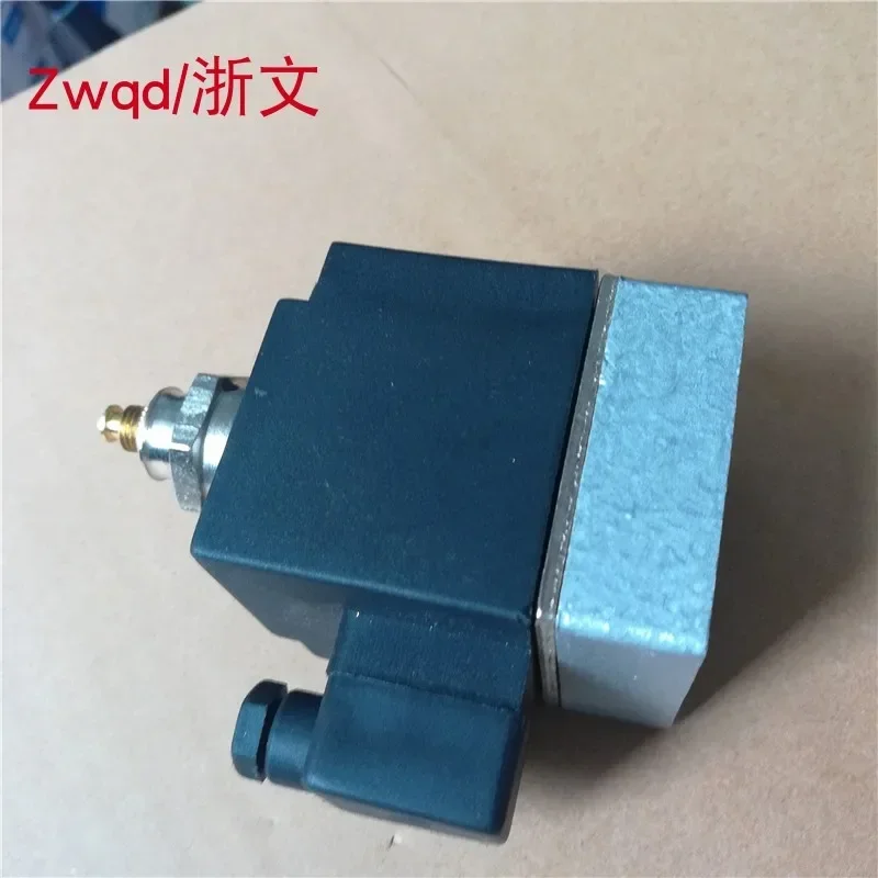

K23D-3T-B solenoid valve K23D-2T-B AC220V DC24V pilot valve micro valve adjustable