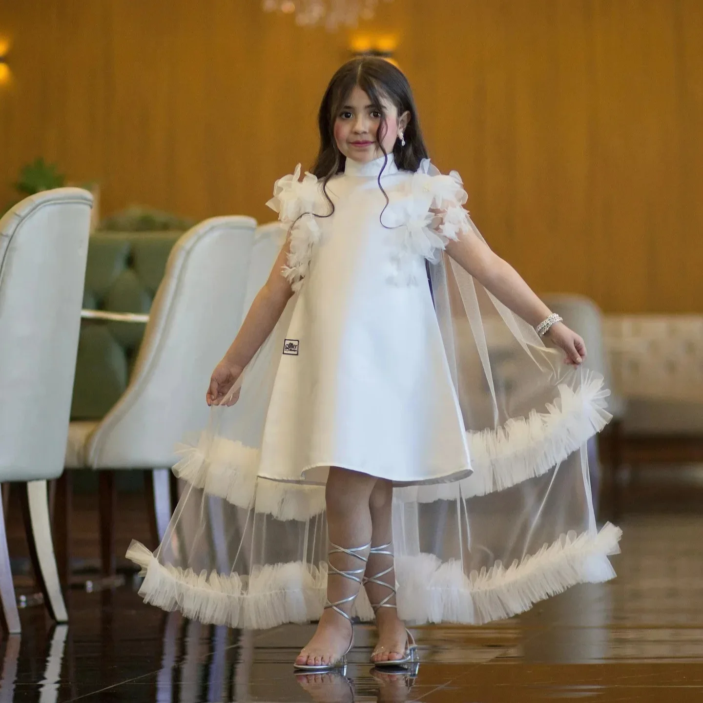 European and American Girls Princess Dress White Cloak Light Luxury Dress Children's catwalk host birthday tutu skirt