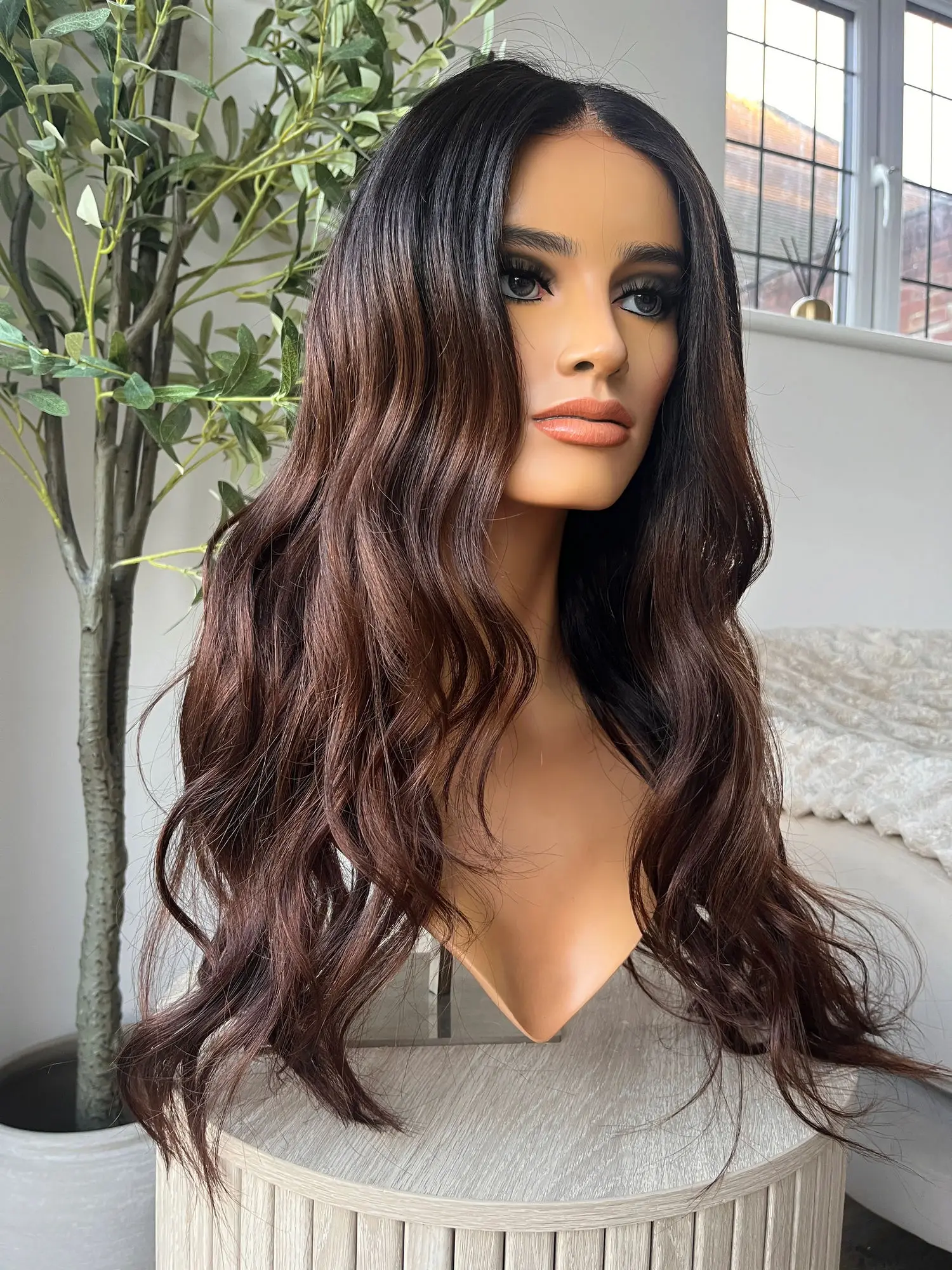 24 Inches Ombre Chocolate Brown 13*4 HD Transparent Lace Wigs 180% Density High Quality Loose Wave Wig Female Beginner Friendly