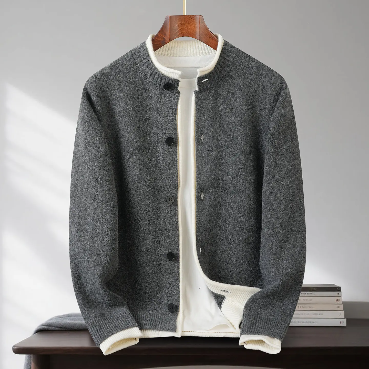 Fake two-piece sweater men's simple and versatile pure cashmere round neck contrast coat in spring and autumn